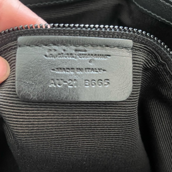 Salvatore Ferragamo Selene Patent Bow Tote - Picture 10 of 10